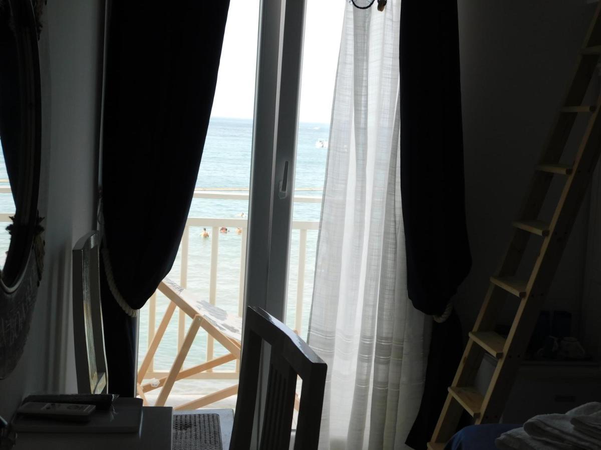 Bed & Breakfast La Battigia -locanda Di Natale *