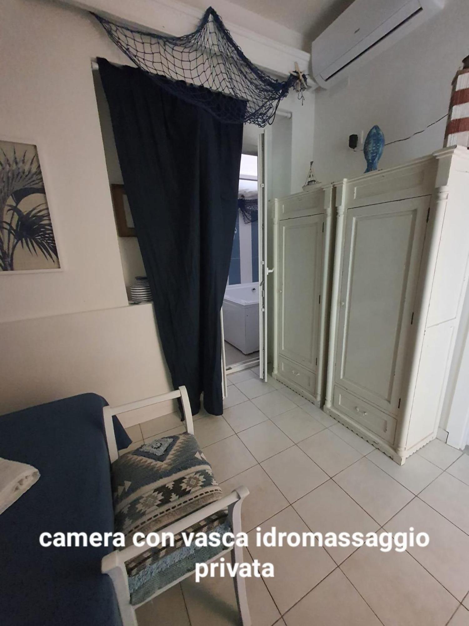 Bed & Breakfast La Battigia -locanda Di Natale