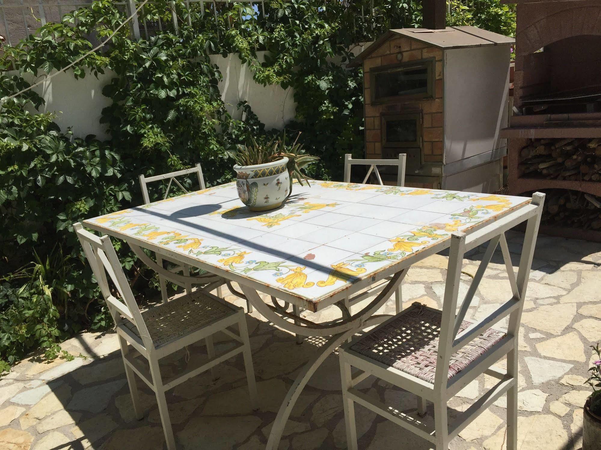 Bed & Breakfast La Battigia -locanda Di Natale